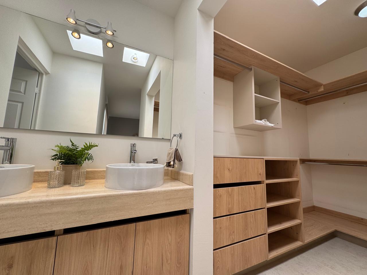 Hermosa casa en VENTA ubicada en fraccionamiento privado con vigilancia 24/7
